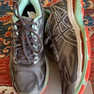 ASICS Gel Nimbus 19 Women’s Running Shoes NIB